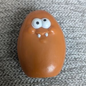 Vtg 95 McDonalds McNugget Buddies Teeth Chicken Nugget Happy Meal Toy Cross Eyed